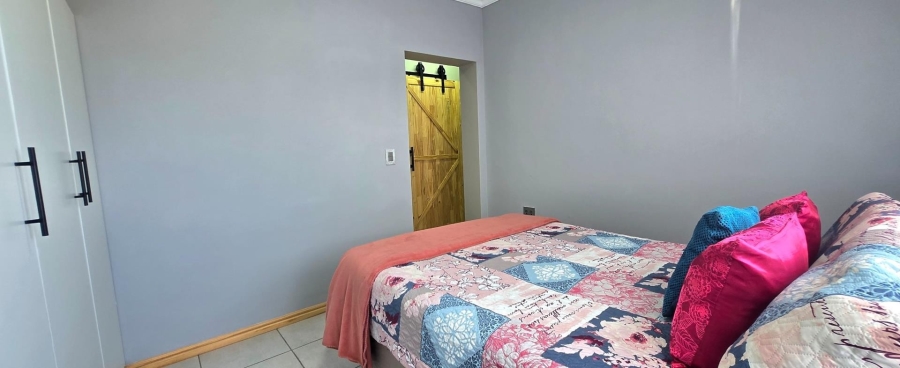 4 Bedroom Property for Sale in Kleinbaai Western Cape